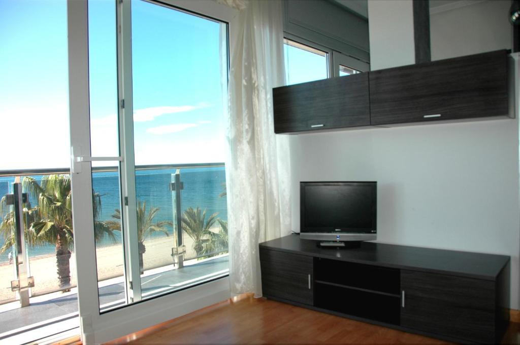 Apartamentos Las Palmas VII Family Only Salou Pokoj fotografie